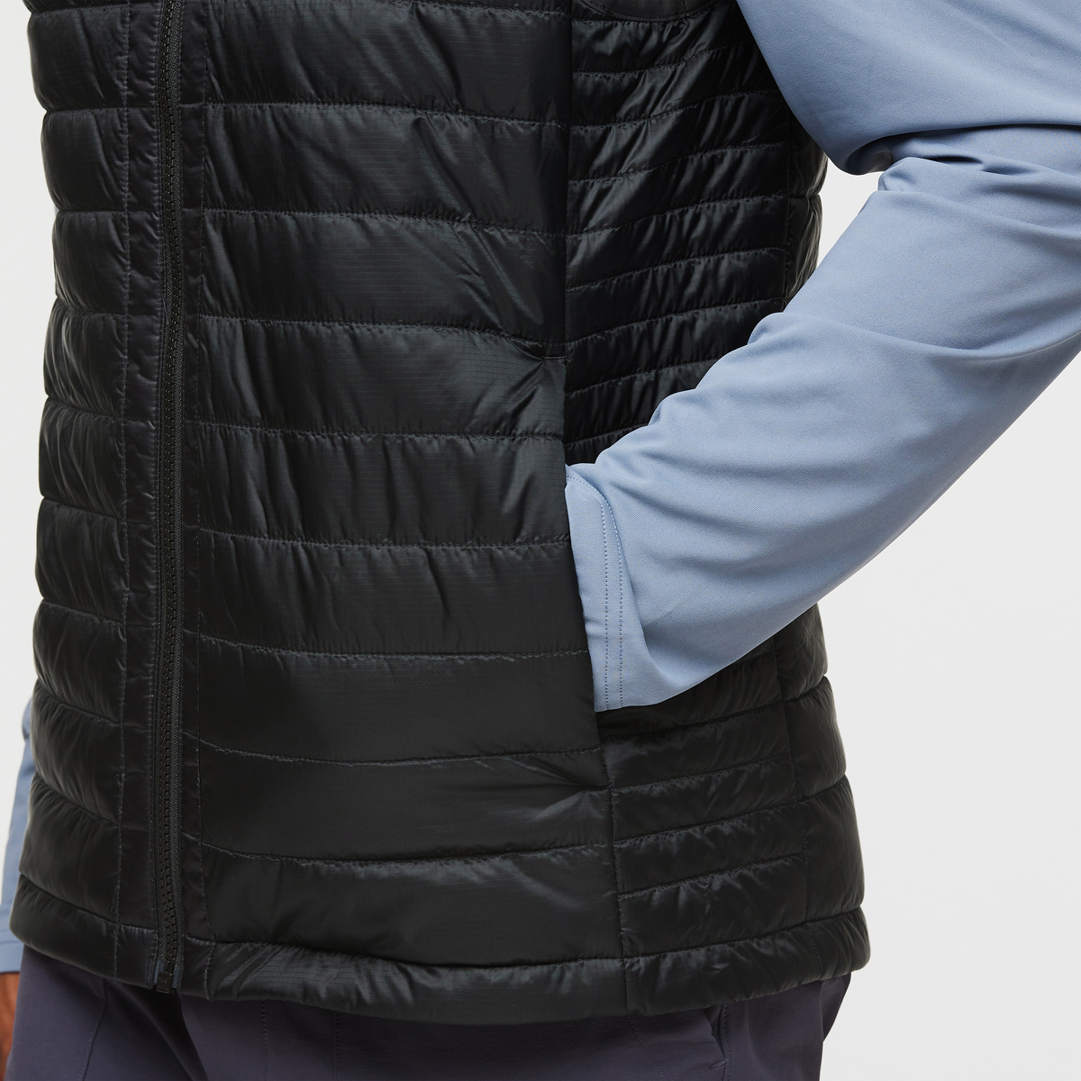 Capa Insulated Vest - Men's - Black - US 9331