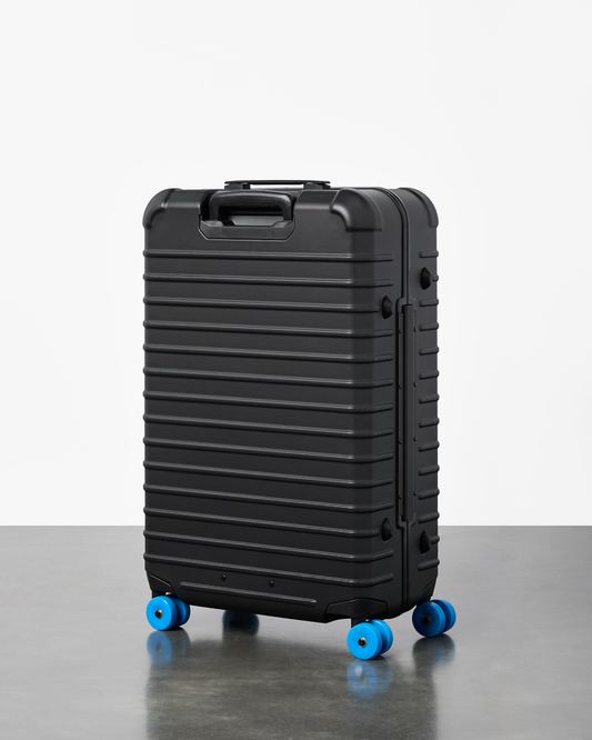 Coraza Suitcase - Medium Checked - Cotopaxi Black - US 1801