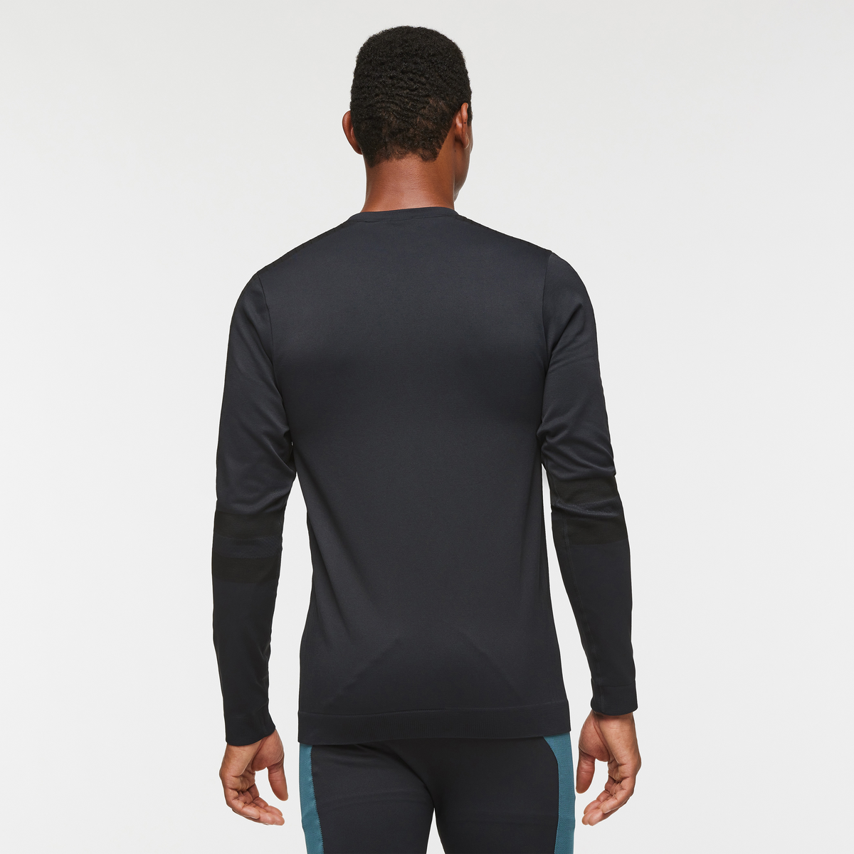 Debajo Seamless Baselayer Crew - Men's - Cotopaxi Black - US 9174