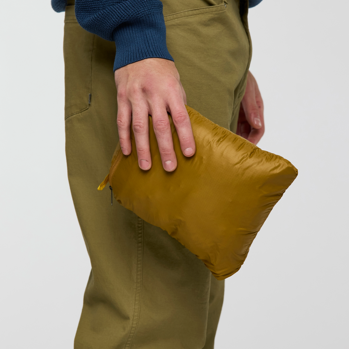 Fuego Down Vest - Men's - Bronze/Gold - US 2724