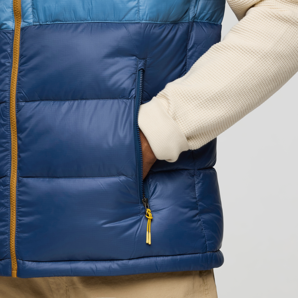 Fuego Max Down Vest - Men's - Bronze/Deep Sea - US 9185