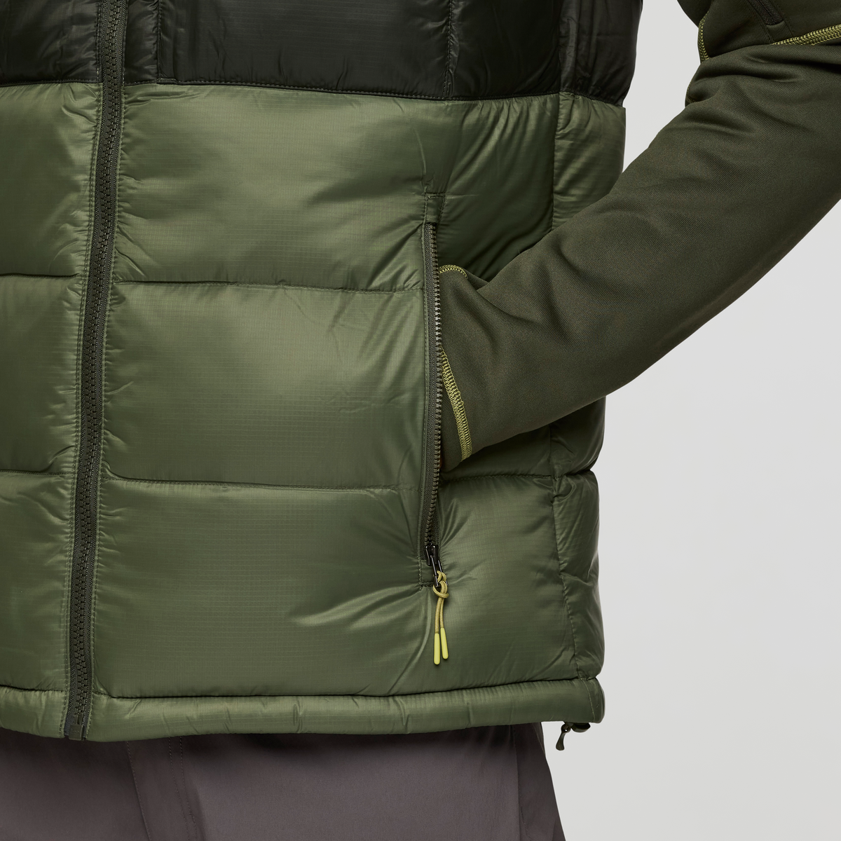 Fuego Max Down Vest - Men's - Woods/Fatigue - US 4098