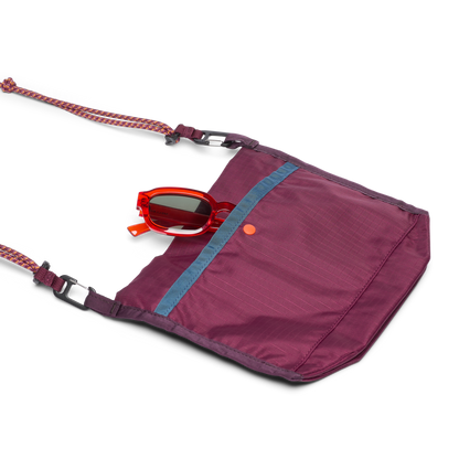 Lista 2L Lightweight Crossbody Bag - Cada Día - Black - US 9126
