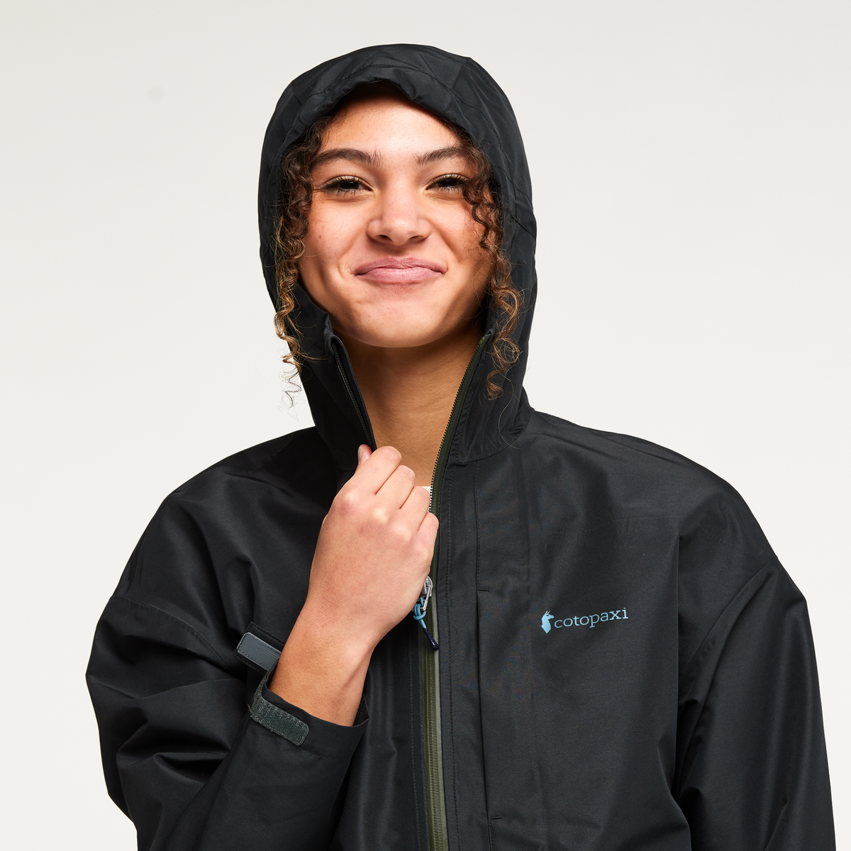 Cielo Rain Jacket - Women's - Cotopaxi Black - US 5766