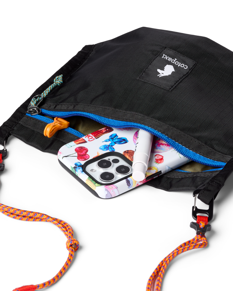 Lista 2L Lightweight Crossbody Bag - Cada Día - Black - US 9126