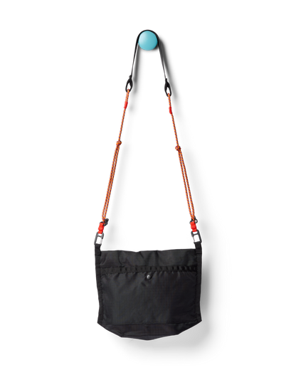 Lista 2L Lightweight Crossbody Bag - Cada Día - Black - US 9126