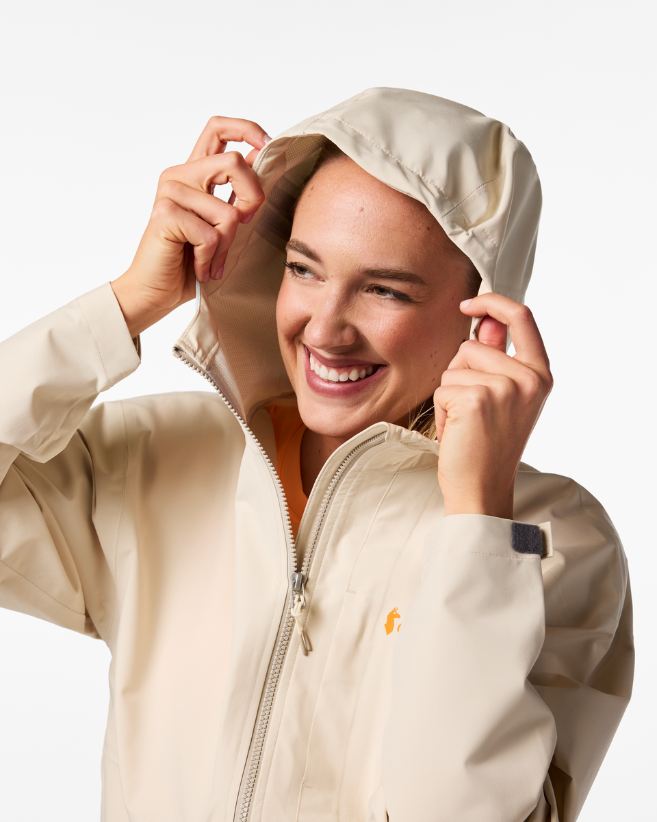 Cielo Rain Jacket - Women's - Cotopaxi Cream - US 2145