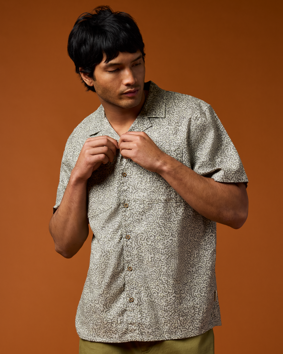 Afuera Button Up Shirt - Print - Men's - Cenotes Mineral - US 1182