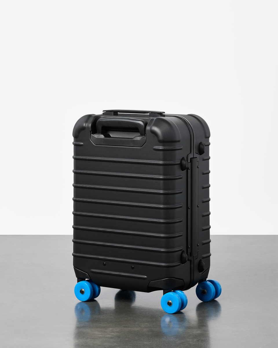Coraza Suitcase - Carry On - Cotopaxi Black - US 2405