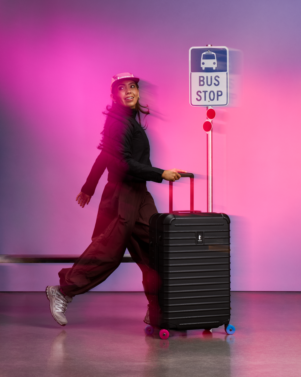 Coraza Suitcase - Medium Checked - Cotopaxi Black - US 1801